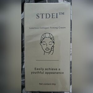 Luxurious Collagen Firming Cream - Cream